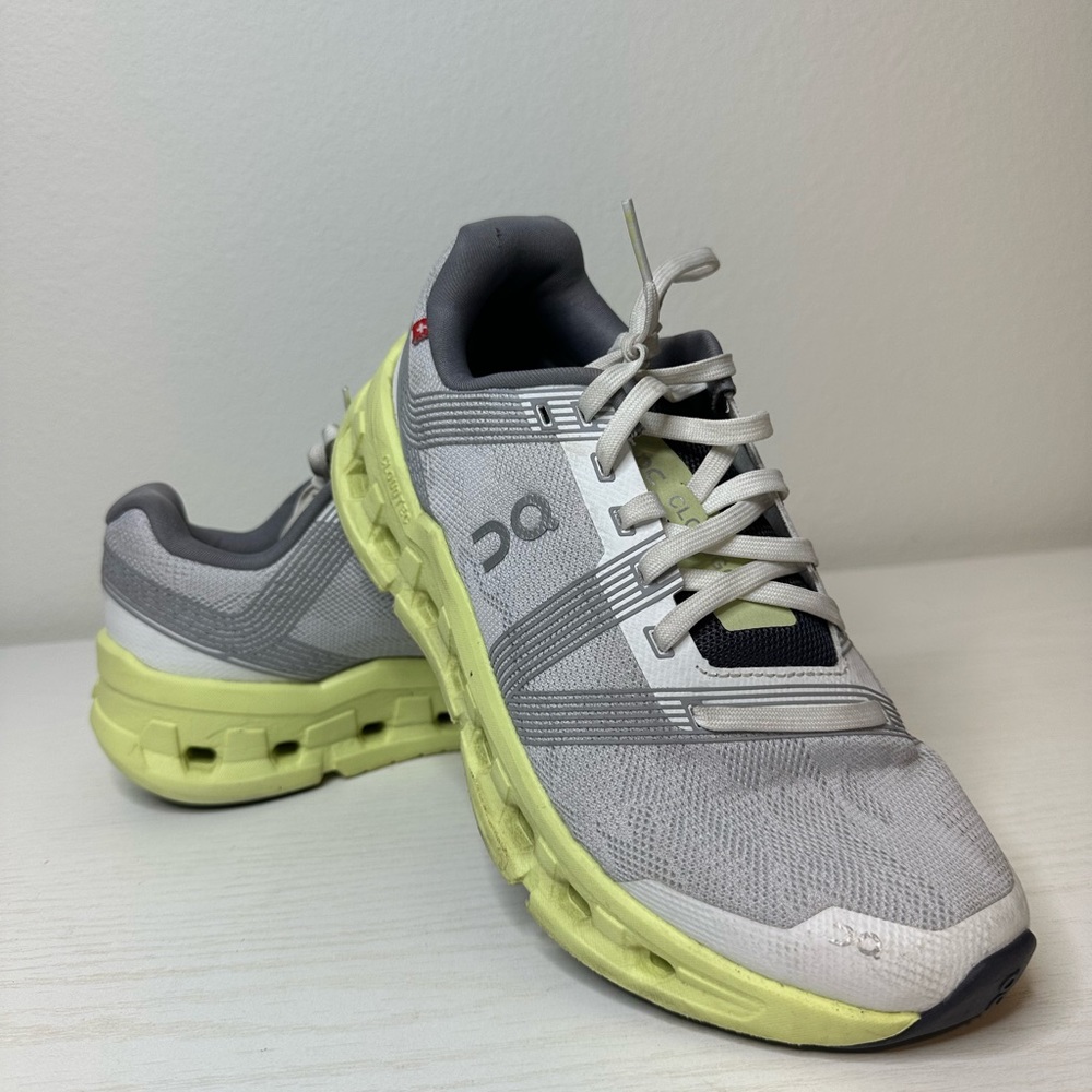 Sold! On Cloudgo Sneaker - Picture 1 of 5
